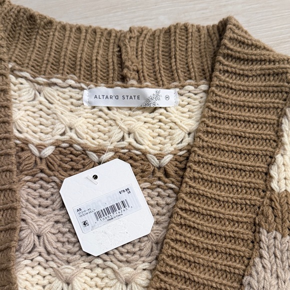 Altar'd State Brown and Cream Cardigan - Picture 2 of 2